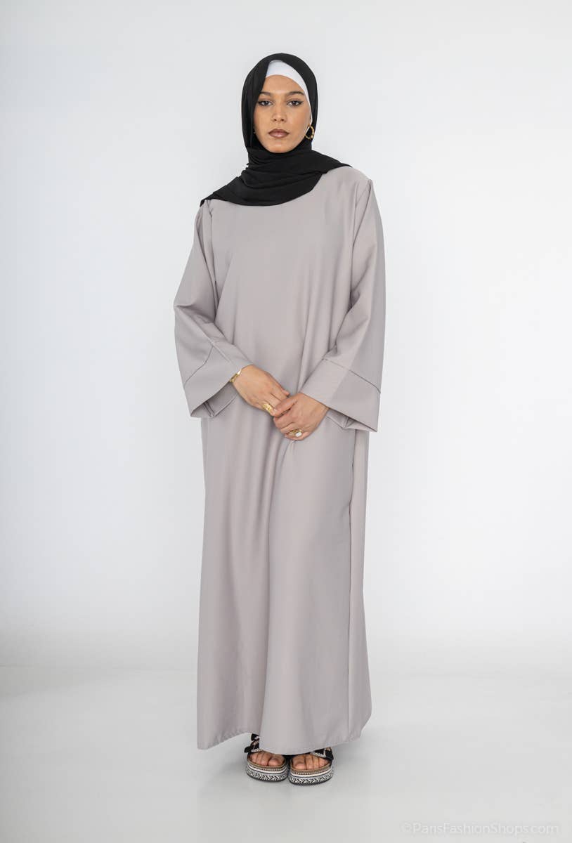 Elegant Long Wide Abaya - Modest and Stylish Wear"